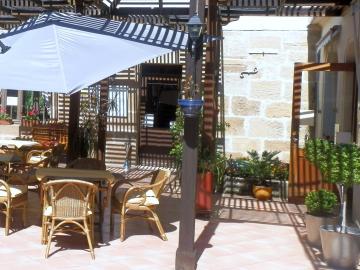 hostellerie-la-terrasse