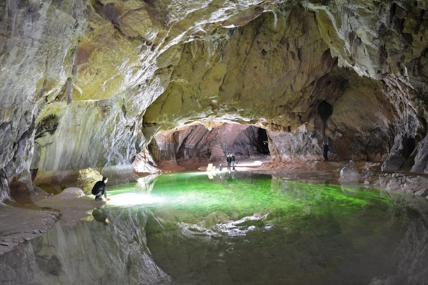 Sudfrance.fr - Visite de la grotte de Lombrives dans les Pyrénées
