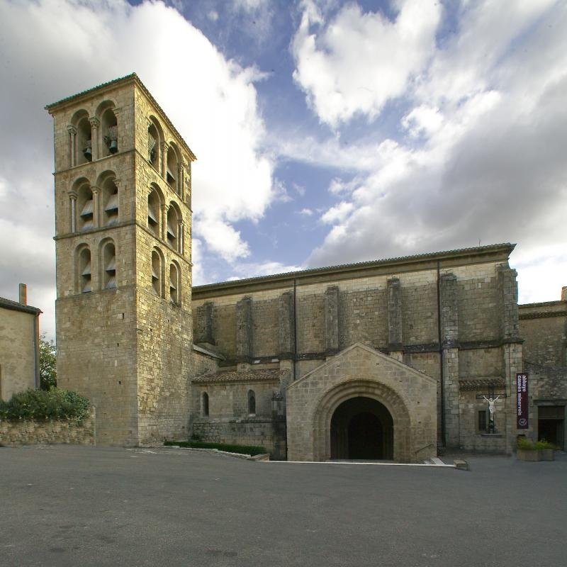 Sudfrance.fr - Visite de l'abbaye de Caunes Minervois