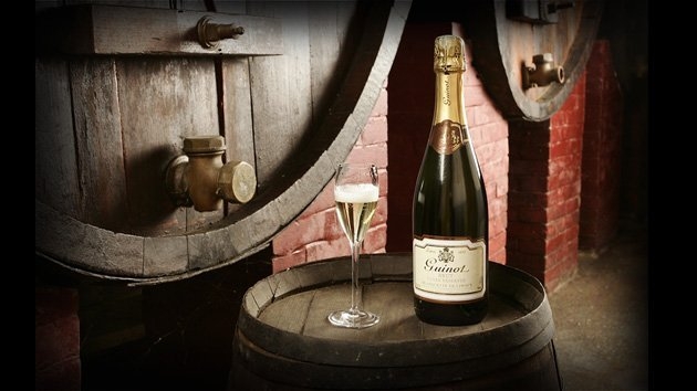 Sudfrance.fr - Plongez dans l’univers lumineux de la Maison Guinot à Limoux !