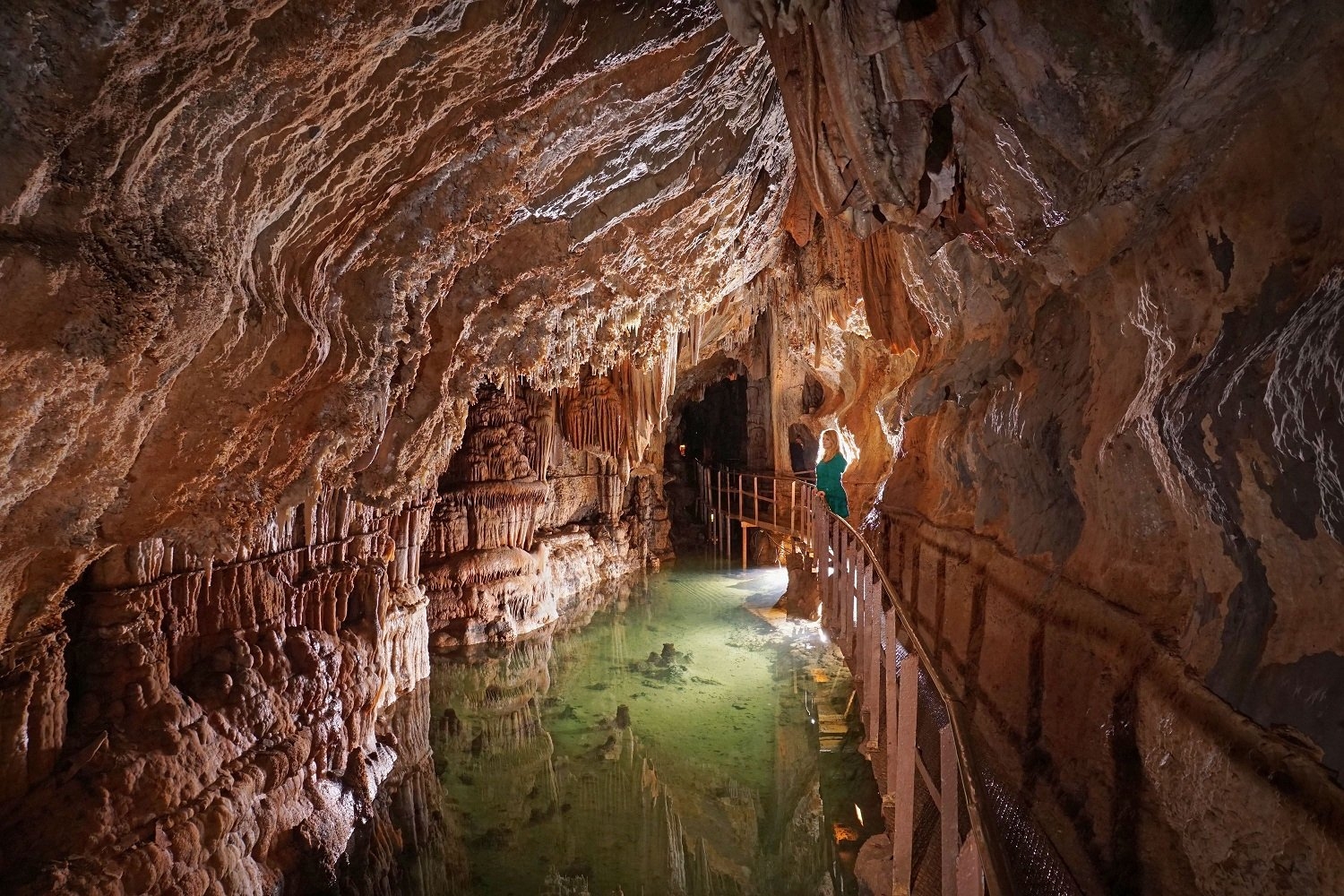 Sudfrance.fr - visite de la grotte de Limousis