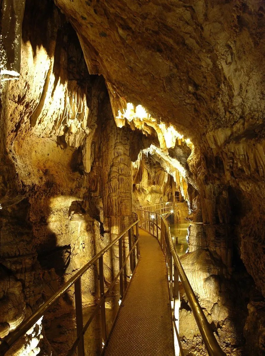 Sudfrance.fr - Visite guidée grotte de Limousis