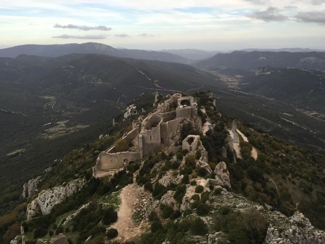 Sudfrance.fr - Visite du château de Peyrepertuse, citadelle du vertige