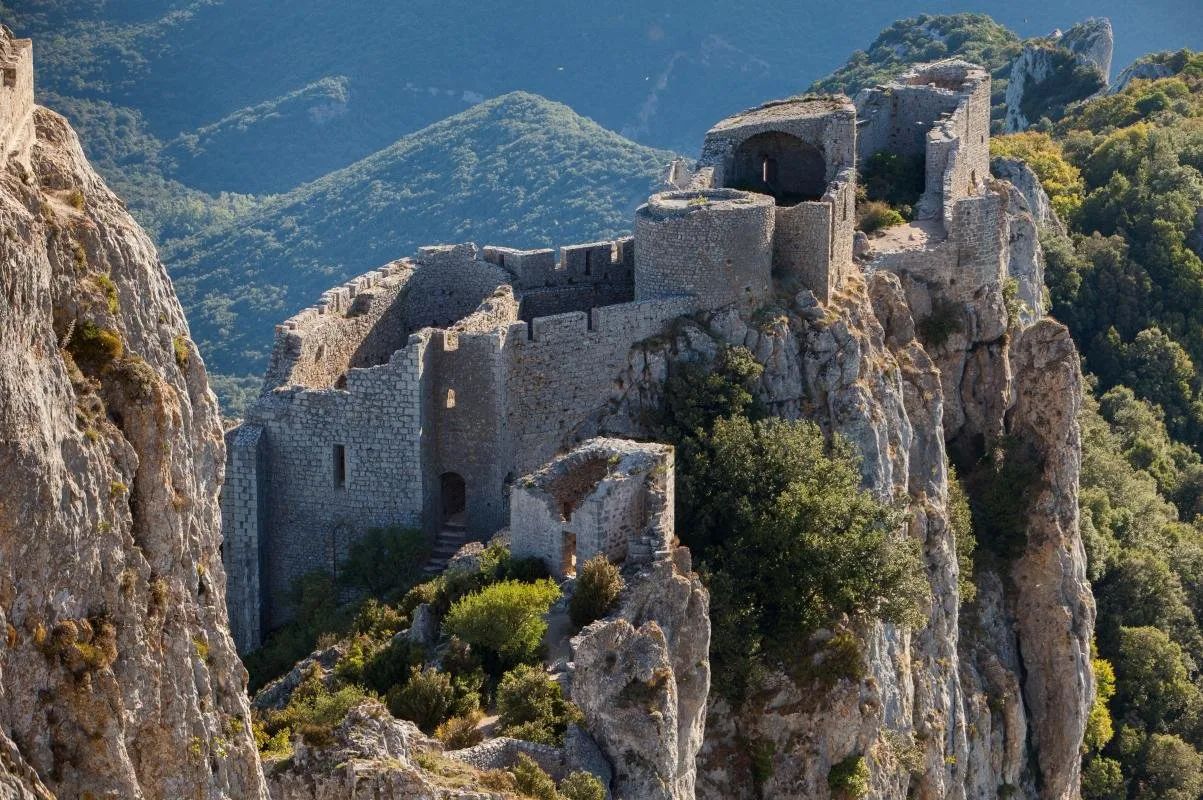 Sudfrance.fr - Visite du château de Peyrepertuse, citadelle du vertige
