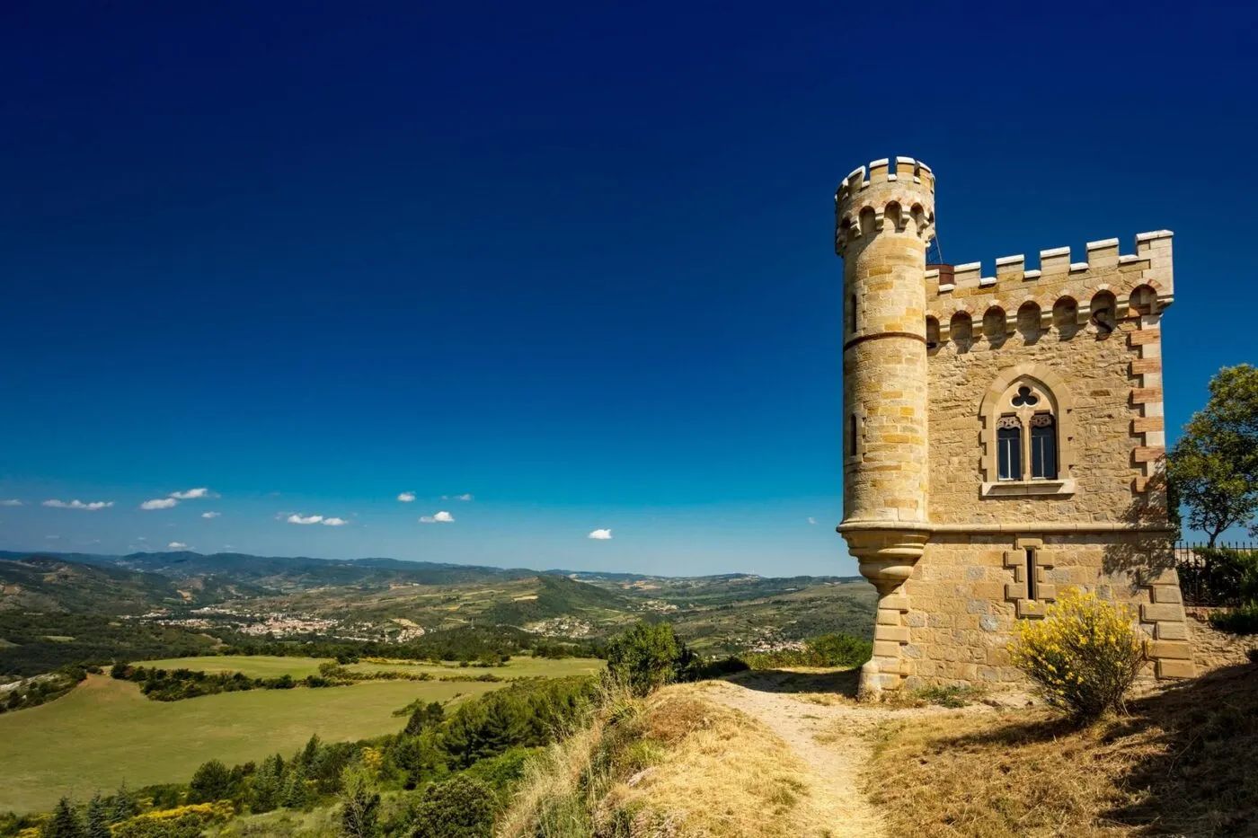 Sudfrance.fr - Visite du domaine de l'abbé Saunière à Rennes le Château