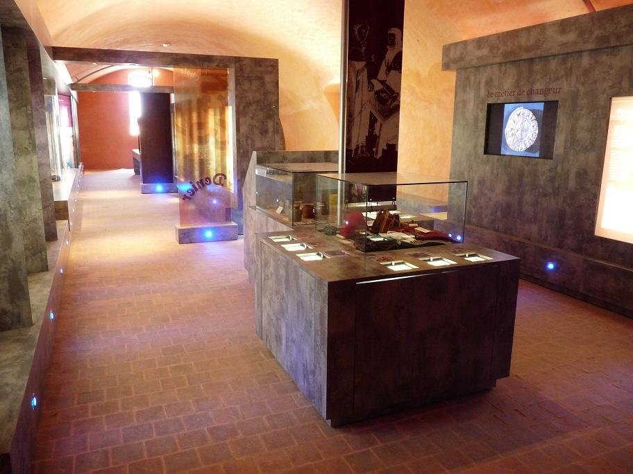 Sudfrance.fr - Visite du château de Saissac et sa Muséographie