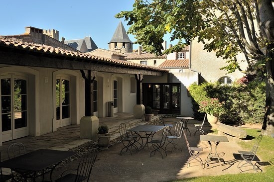 Sudfrance.fr - Pause bien-être médiévale et instant gourmet dans la Cité Médiévale de Carcassonne