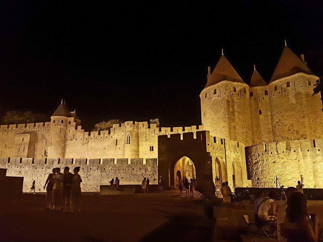 Sudfrance.fr - Visite guidée nocturne de la Cité Médiévale de Carcassonne
