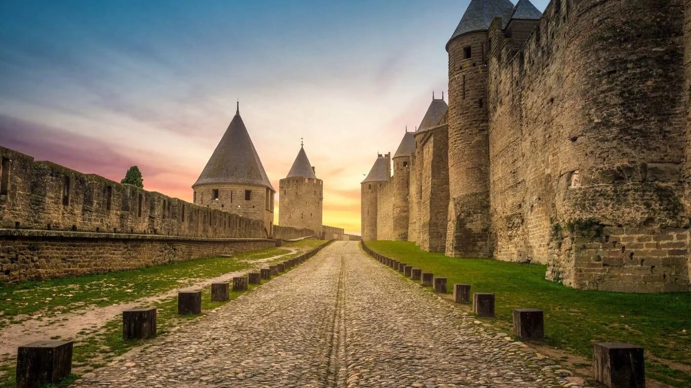 Sudfrance.fr - Visite guidée nocturne Cité médiévale Carcassonne