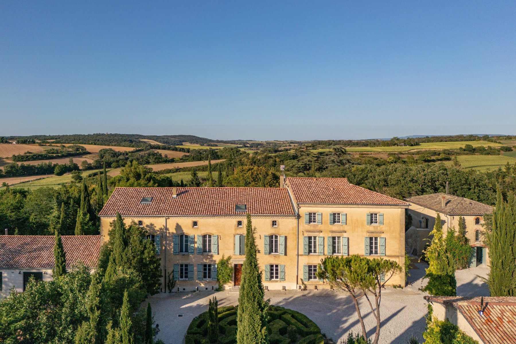 Sudfrance.fr - Escapade nature et bien-être en campagne occitane