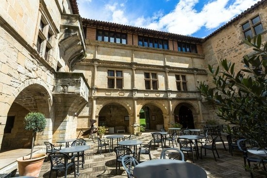 Sudfrance.fr - Prestige et gastronomie au manoir