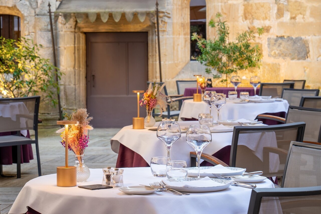 Sudfrance.fr - Prestige et gastronomie au manoir