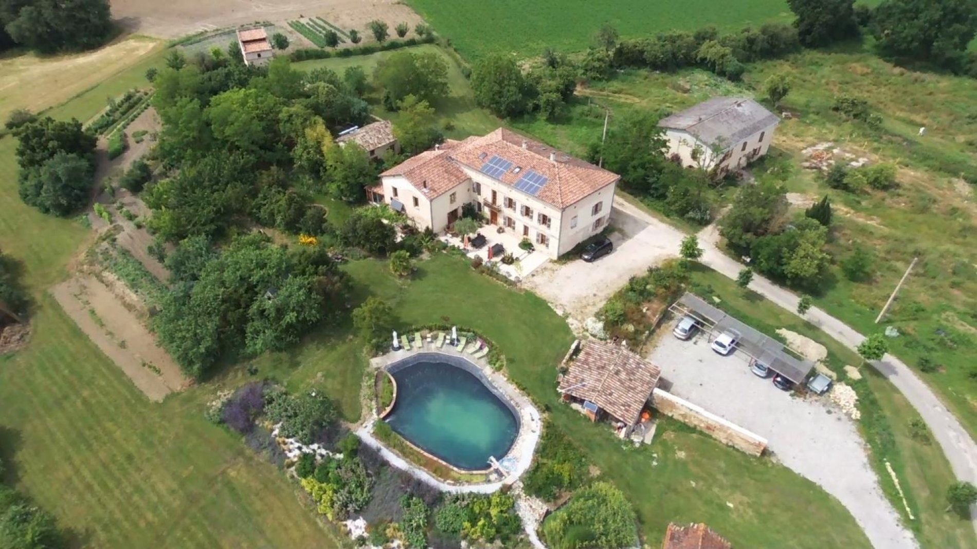 Sudfrance.fr - Curso de costura de ropa y accesorios en el Tarn