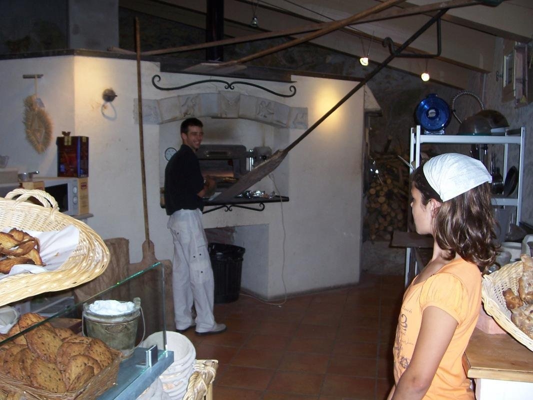 Sudfrance.fr - Du pain et du vin à Cucugnan