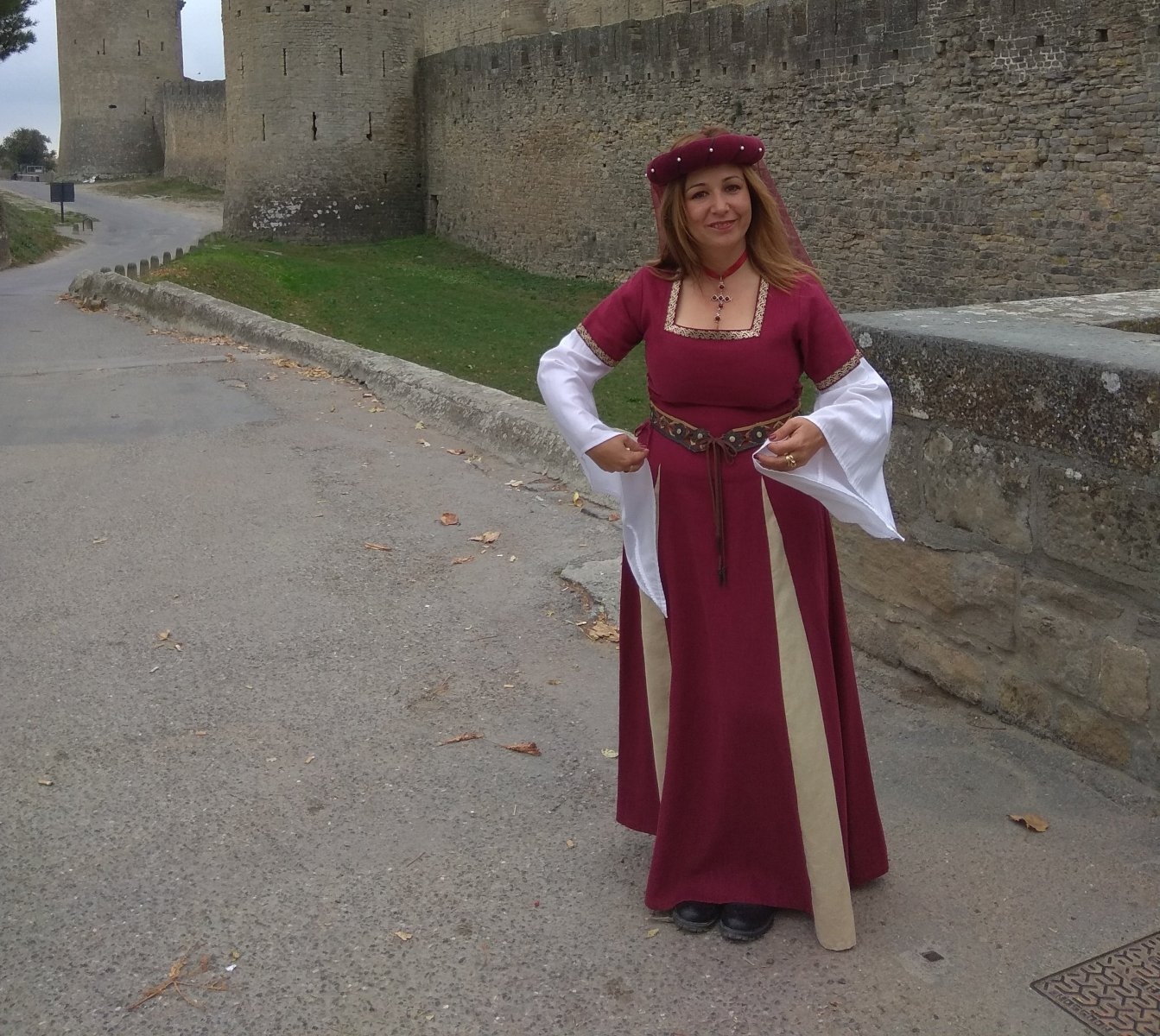 Sudfrance.fr - Visite guidée costumée de la Cité de Carcassonne - Leslie