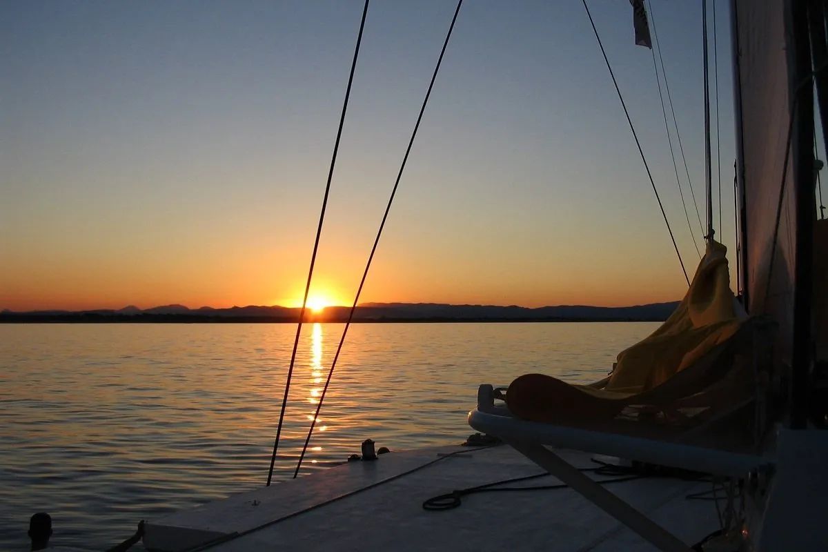 Sudfrance.fr - Balade en mer au coucher du soleil depuis Canet-en-Roussillon
