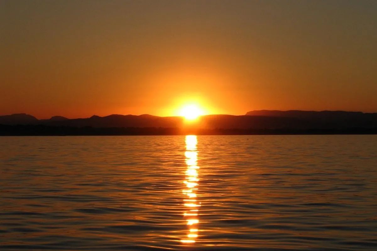 Sudfrance.fr - Balade en mer au coucher du soleil depuis Canet-en-Roussillon