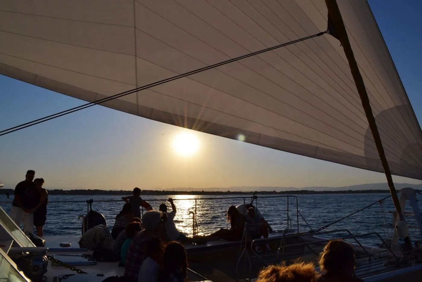 Sudfrance.fr - Balade en mer au coucher du soleil depuis Canet-en-Roussillon