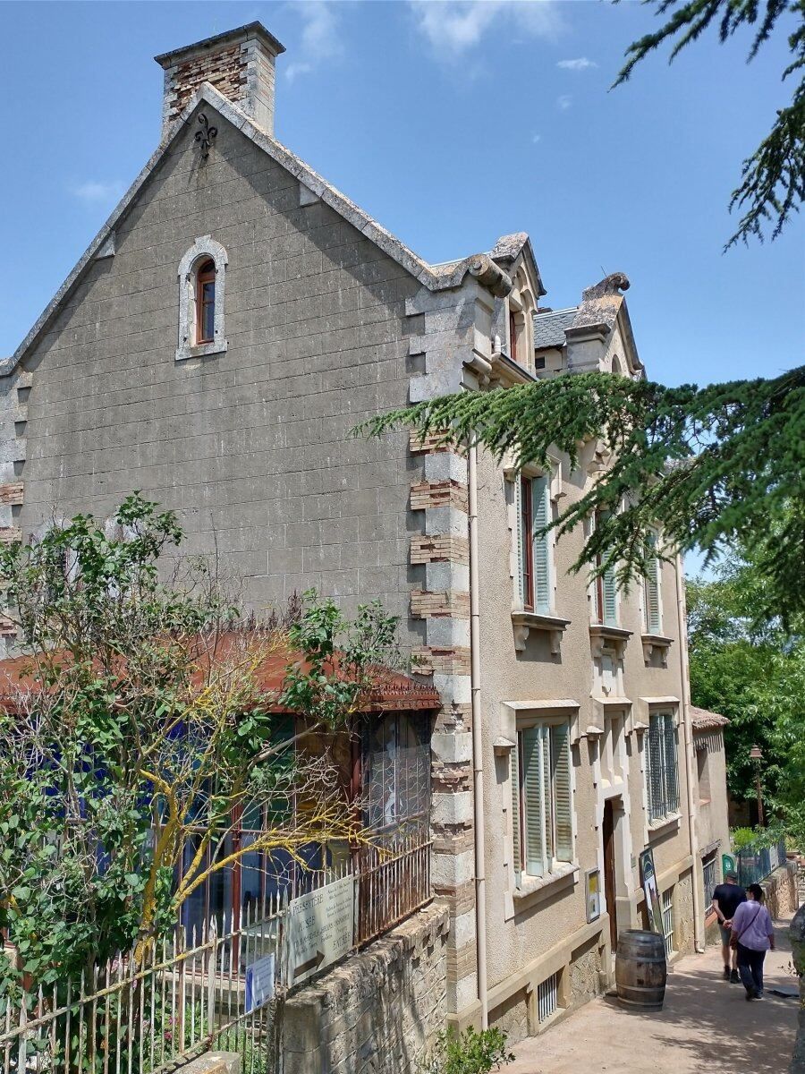 Sudfrance.fr - Visite du domaine de l'abbé Saunière à Rennes le Château
