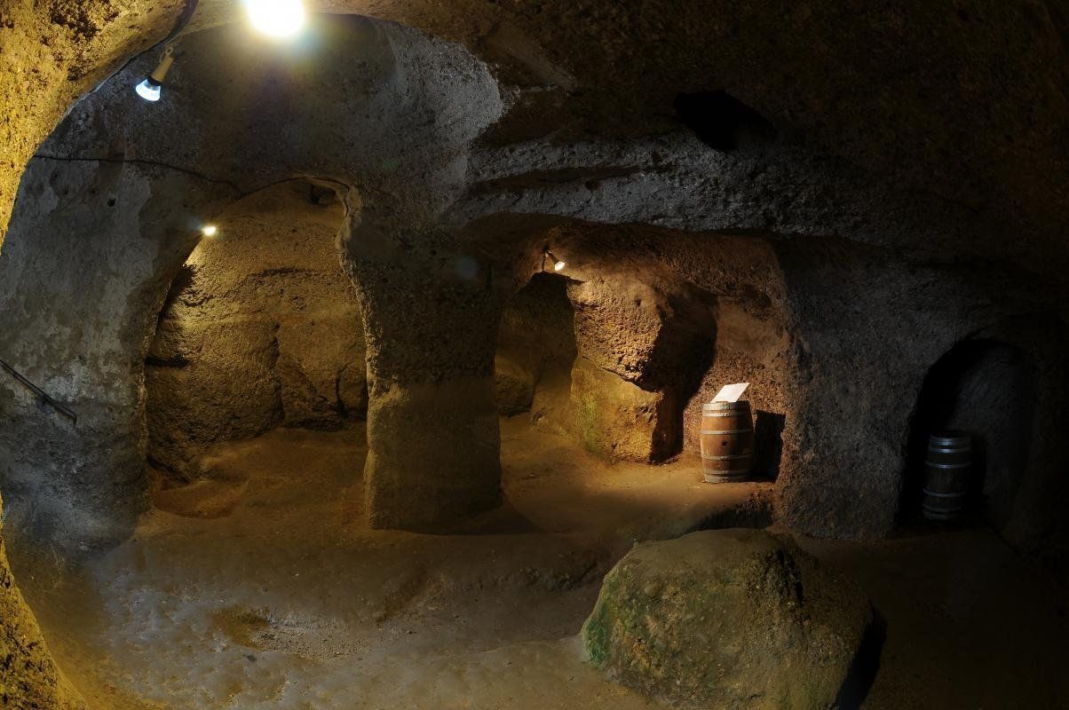 Sudfrance.fr - Visite et découverte de l'abbaye de Saint-Hilaire