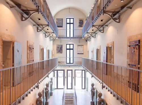 Insolite : évadez-vous dans une ancienne cellule  !