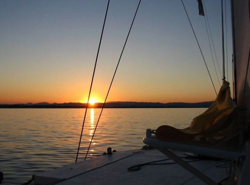 Balade en mer au coucher du soleil depuis Canet-en-Roussillon