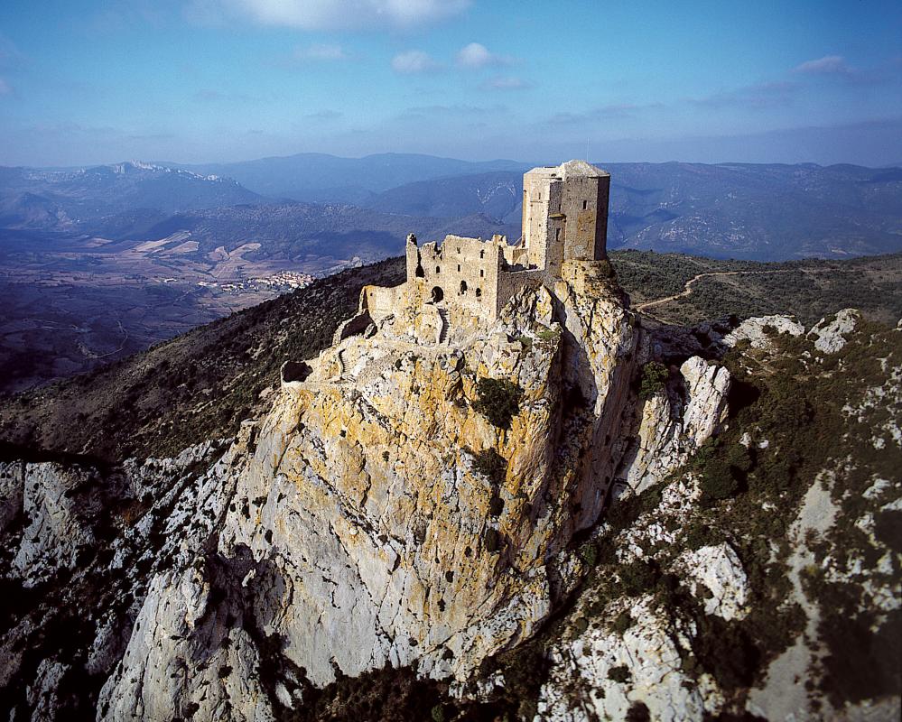 Résultat de recherche d'images pour "chateau cathare"